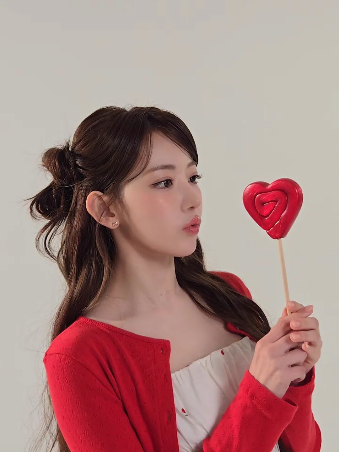 LE SSERAFIM SAKURA 르세라핌 사쿠라 (@39_sakku_chan) / X