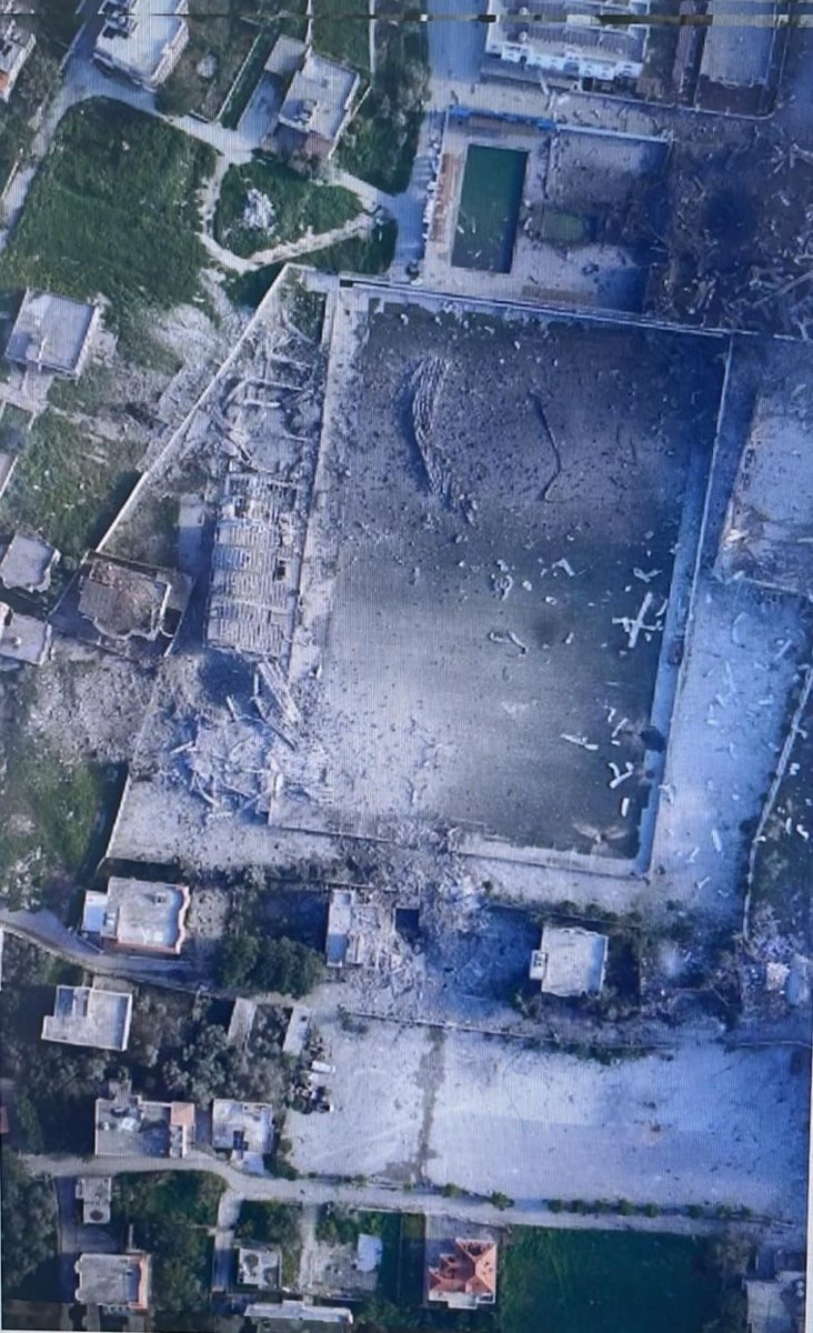 BaronVert961's tweet photo. @KarimBecc L'état actuel du stade par vu satellite ne correspond pas à l'état qu'on voit sur ta vidéo qui date probablement de 2024-2025.
Tu te mens à toi même et à tous les valeureux shias. https://t.co/dhNo3DcShA