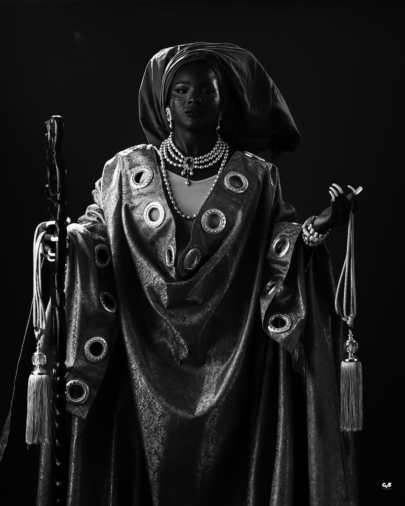 lstvww's tweet photo. Made from curtains

Adeniji Darasimi’s FYB Cultural Day look is a bold blend of creativity and cultural expression.🔥 https://t.co/4qqQdzevdf