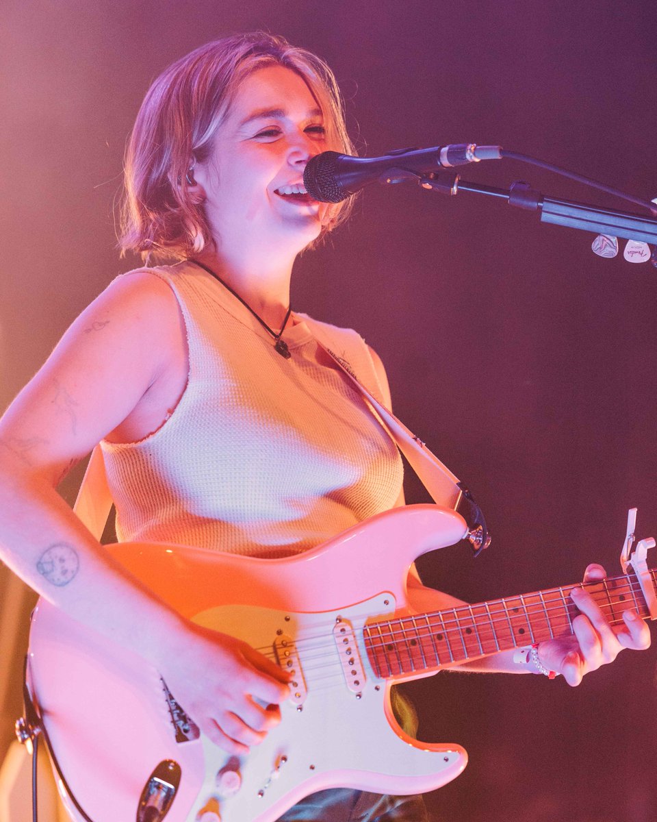 matadorrecords's tweet image. Snail Mail at Brooklyn Paramount
4/15/2026 - 'Ricochet' Tour
Photos: Emilio Herce

#SnailMail #ricochet @snailmail