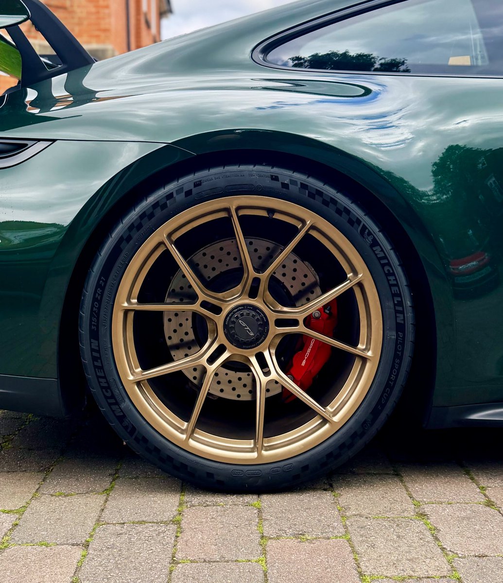 AutoPap tweet media