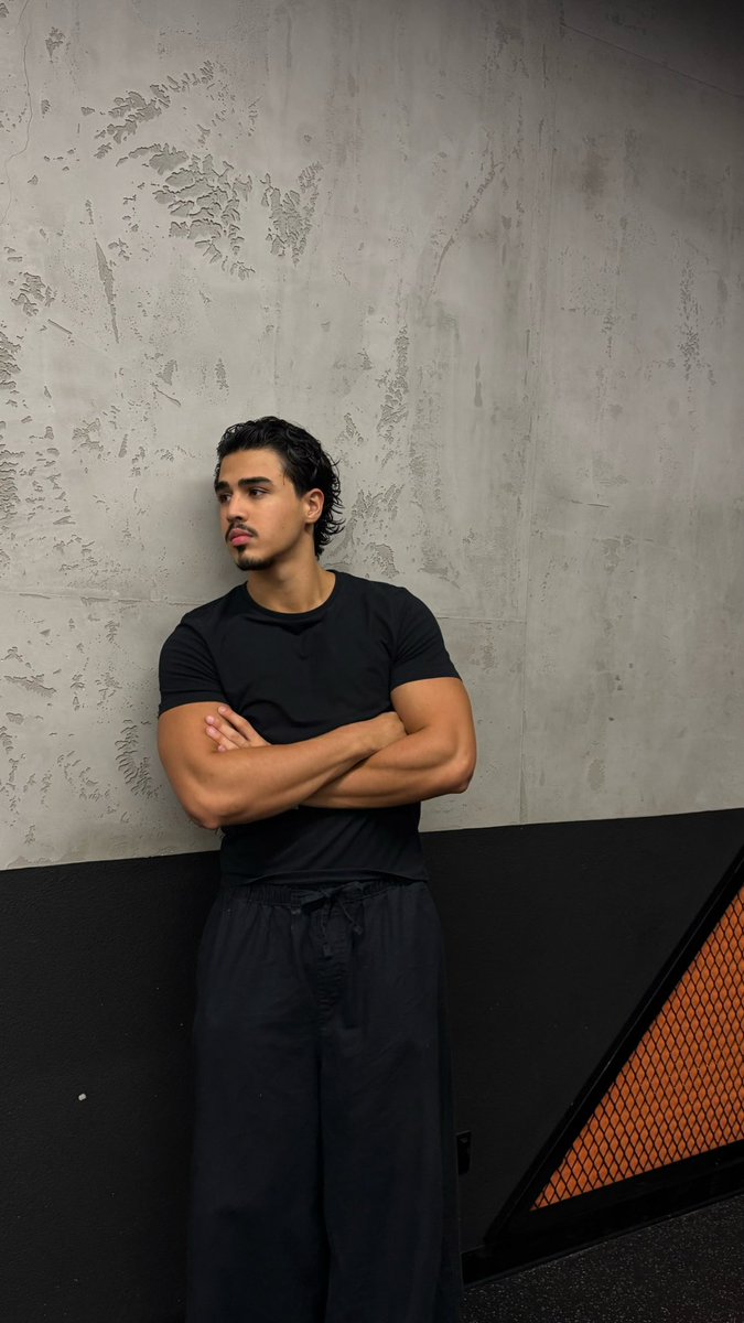 Malik | مالك tweet media