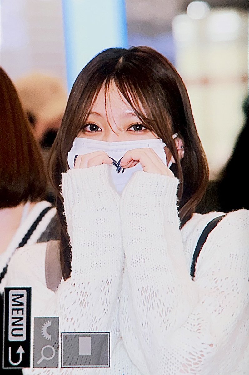 ʙʟᴏᴏᴍɪɴɢ tweet media