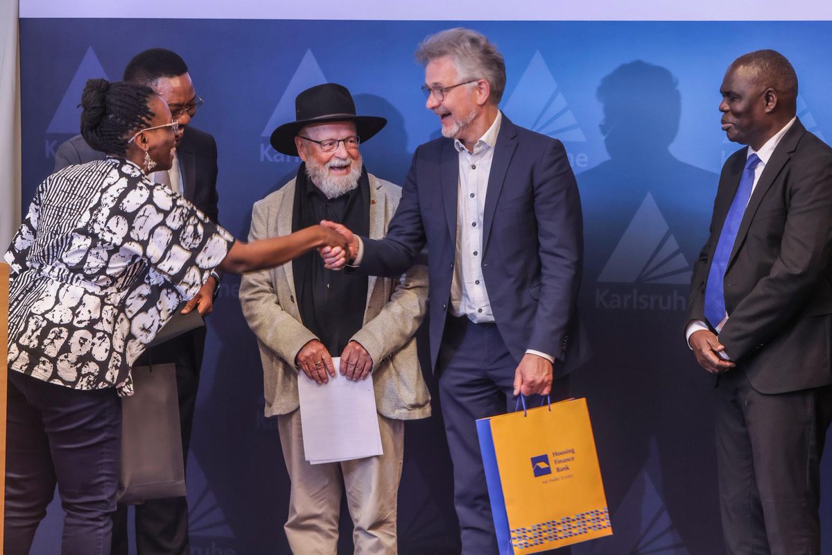 Housing Finance Bank tweet media