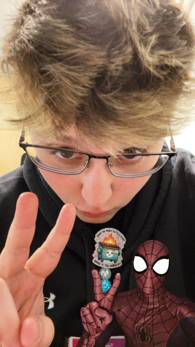 THE WORK DAY IS MOVING FAST ALL GOOD SIGNS SO FAR TODAY!!! 🤩✨

Is there any fairies who want to help me make my girlfriend the happiest girl in the world on her 21st birthday? 🫵🧚✨
throne.com/merebear04

A little sneak peak with me and Spider-Man 😂🤘