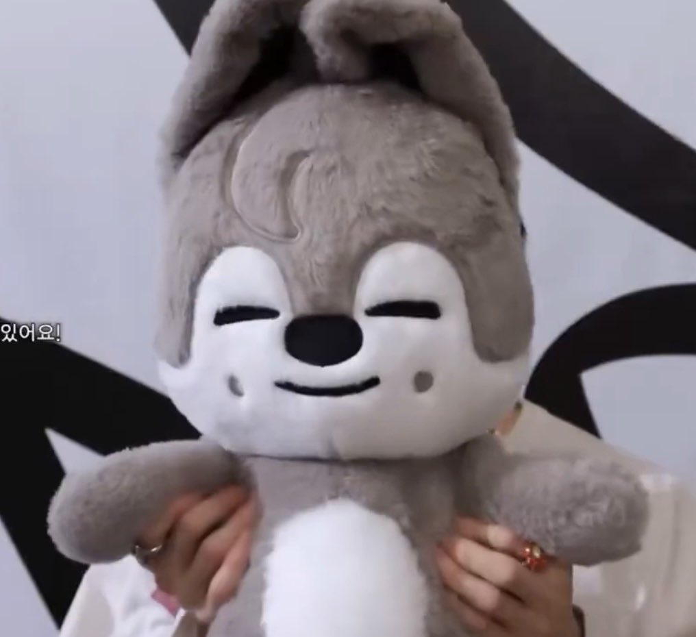 lauri ⋆⭒˚.⋆ tweet media