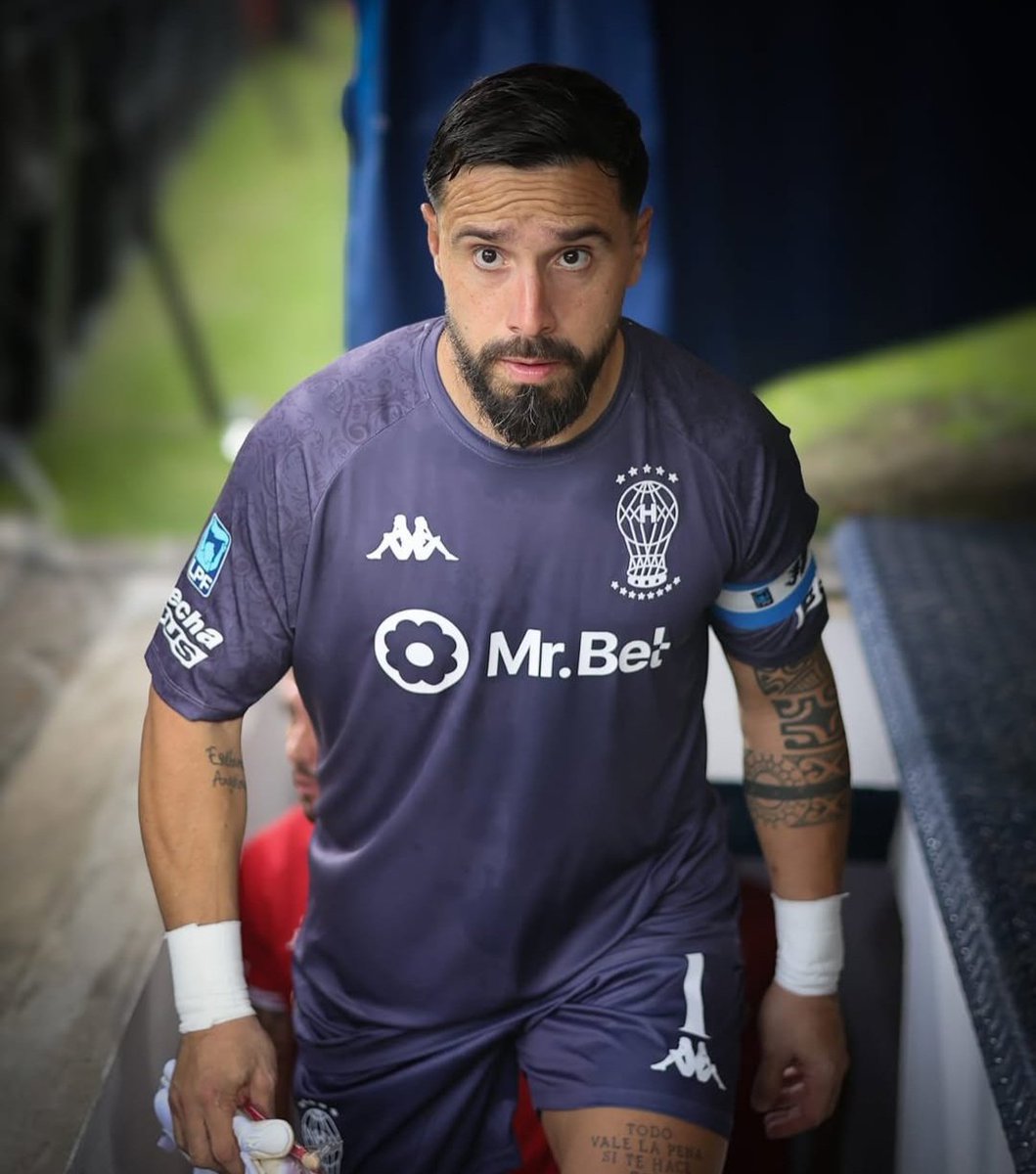 Es mentira que Boca quiere u ofertó por Hernán Galíndez.