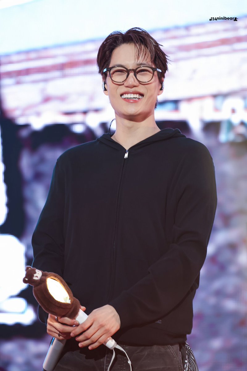 260411
EXO PLANET #6 – EXhOrizon in SEOUL 
Day 2.

#KAI #JONGIN #카이 #종인 #엑소카이