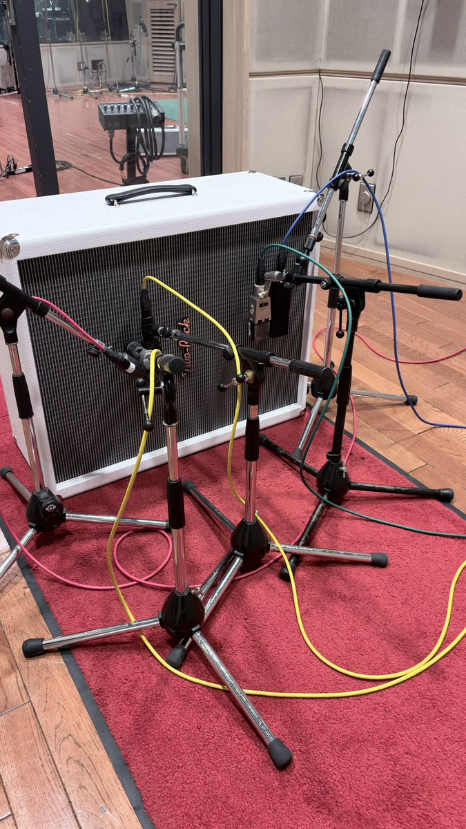 ASH - Official tweet media