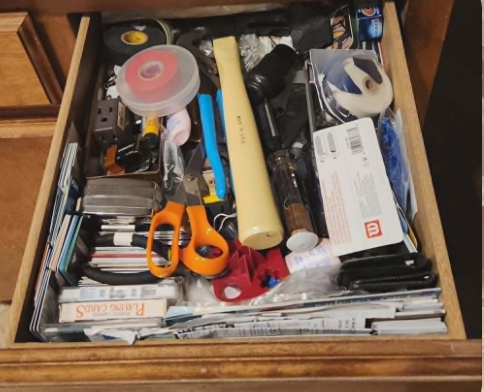 DrCast's tweet photo. @RoFlo HERE'S A TOOL STASH FOR THE HOME... THERE'S ALWAYS RED TAPE!  #Believe #MANUP #MLBCENTRAL https://t.co/KEkS5qwhpt