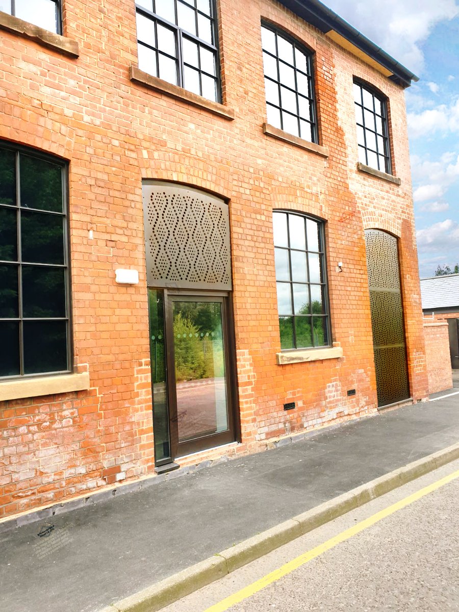 solarshader's tweet image. ...Whether it's a sympathetic #upgrade, #repurpose or extension, Solinear is proud to contribute to #projects where heritage and modern #design meet... 

#historicarchitecture #historicbuildings #culture #culturalsignificance #Architecture #BuildingPerformance #VisitorComfort