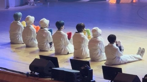 러은별໒꒱ tweet media