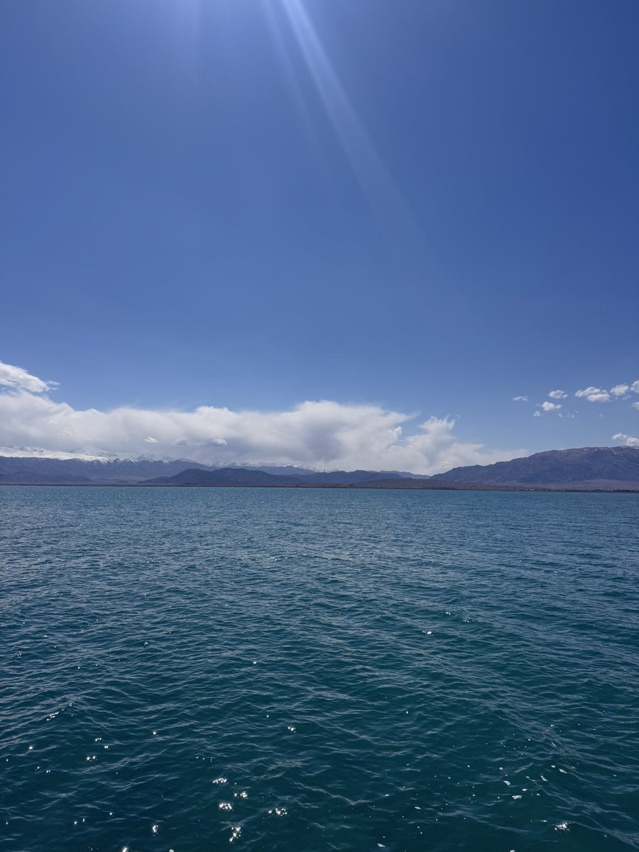 Эркè tweet media