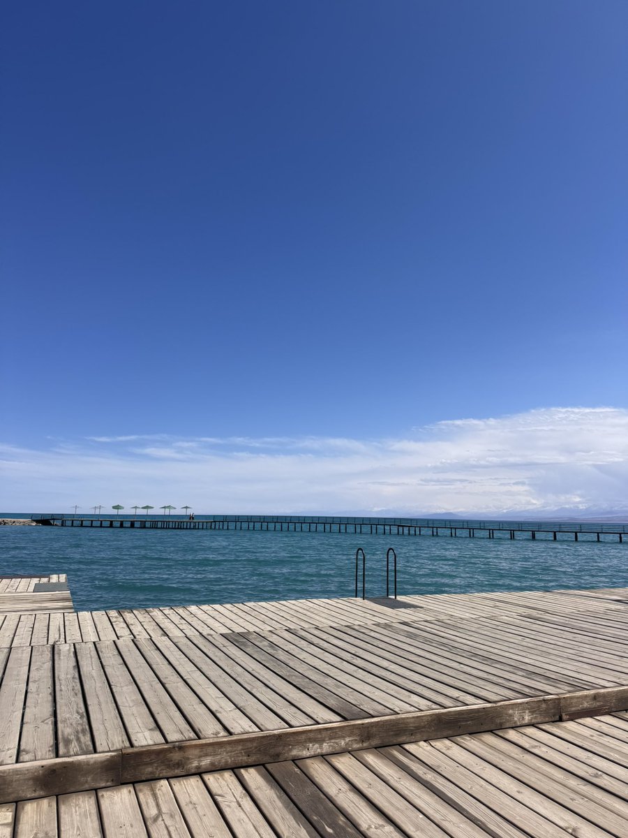 Эркè tweet media