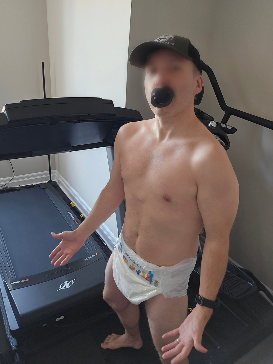 Little Mikey tweet media