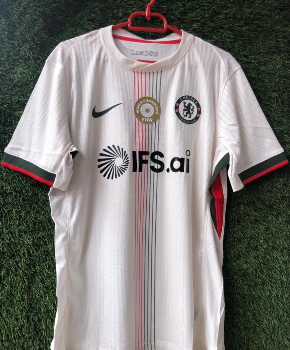 Chubby Audrey🍼 tweet media