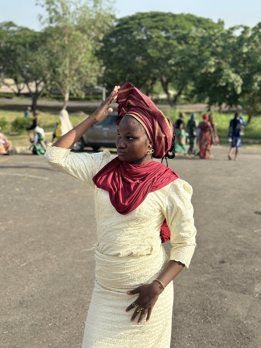 Arike_Ade||Thecybergirl❤️ tweet media