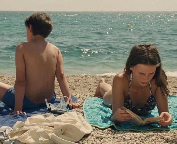 Nationalist tweet media