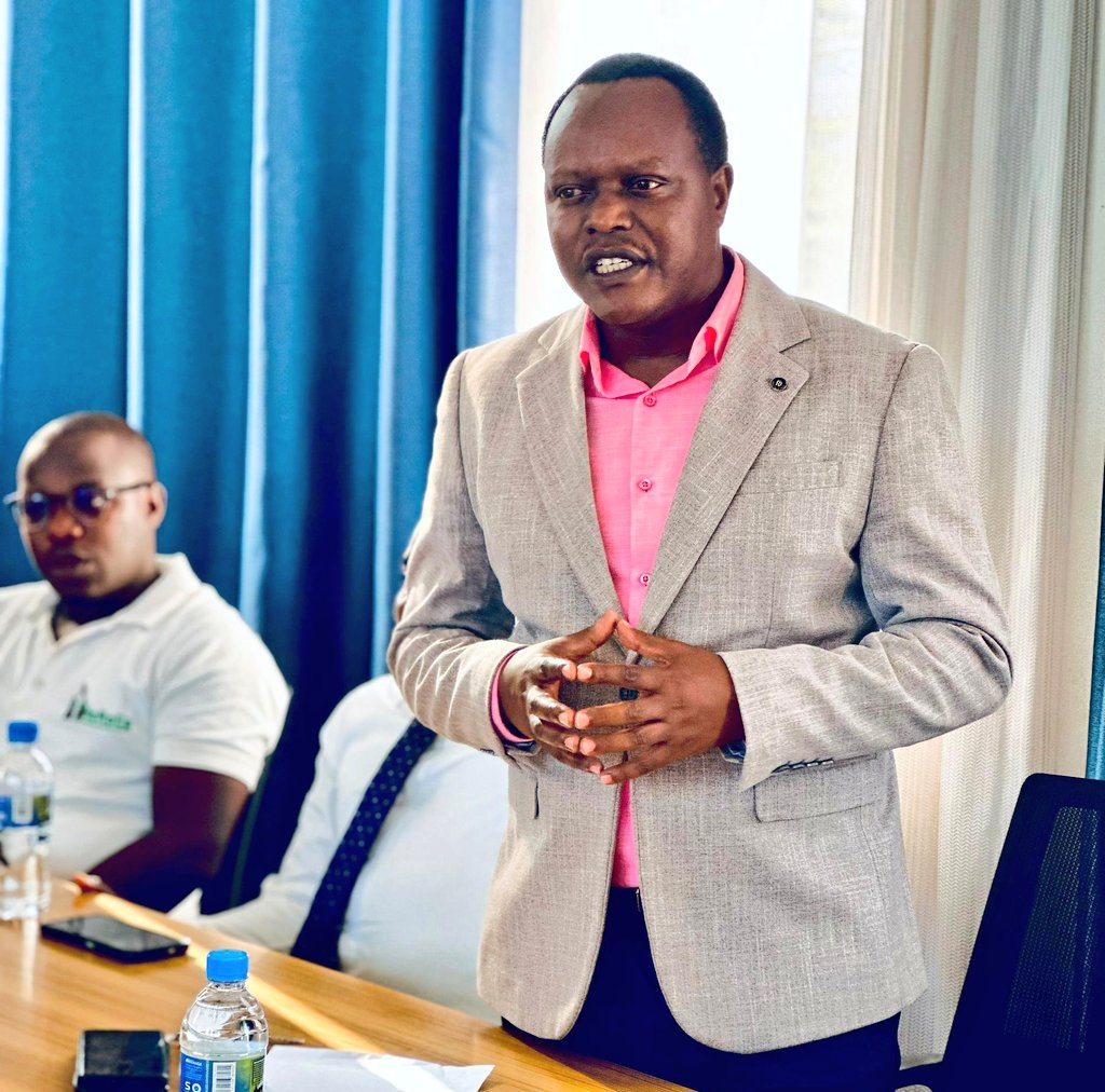 HoReCo_Rw's tweet photo. A key highlight from the closing remarks: Our Chairman, @JacquesDawson2 , reaffirmed that the leadership of #HoReCo remains steadfast in pursuing initiatives that advance the company’s growth and strengthen the welfare of our employees, with a clear vision of achieving the next level of success in the years ahead.

He further called upon all employees to uphold the highest standards of reporting quality and consistency, emphasizing that effective reporting is a critical pillar through which the company demonstrates its deliverables and fulfills the responsibilities entrusted to it by the nation. Timely submission of reports, transparency, and accountability in our daily work must continue to be embraced as a shared responsibility across the company.