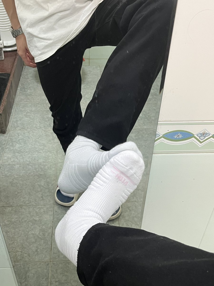十八 tweet media