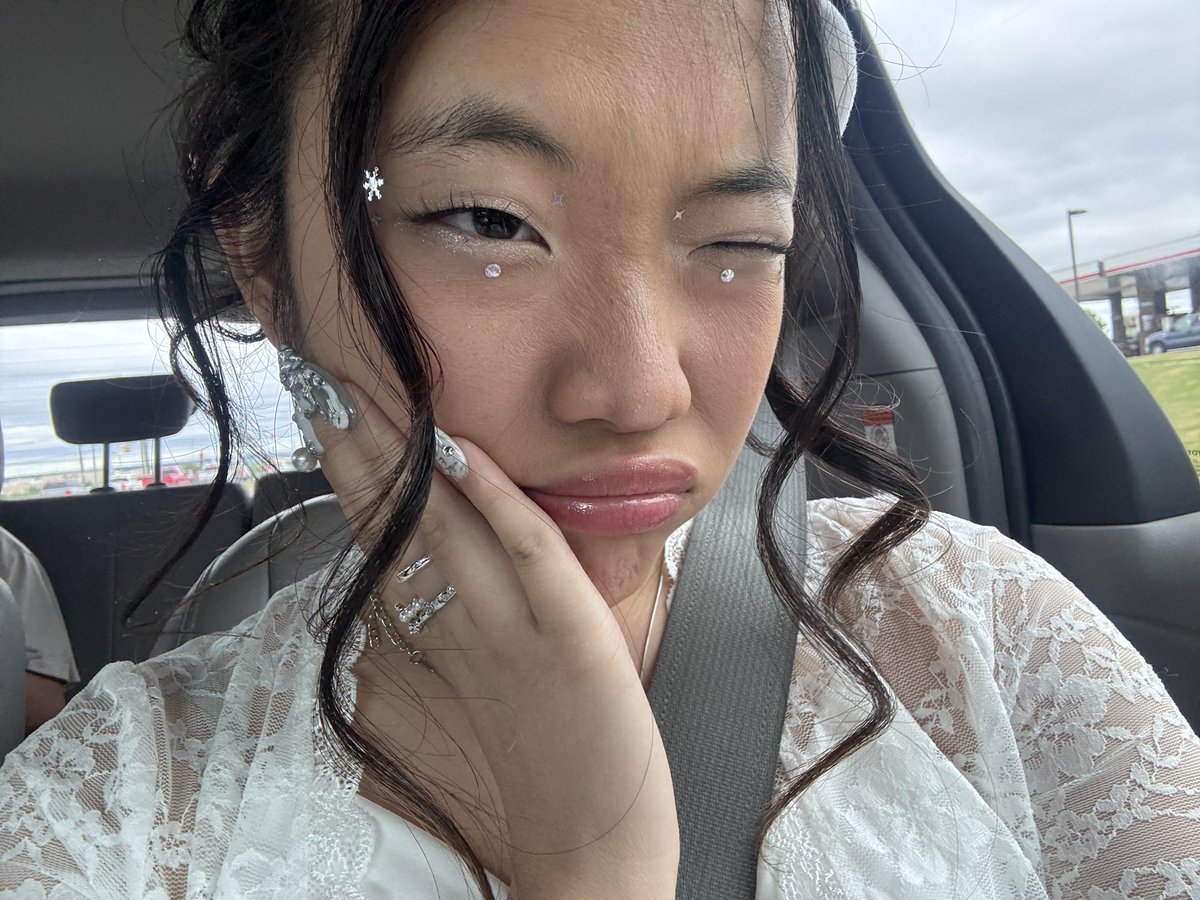 𝐓𝐢𝐟𝐟𝐚𝐧𝐲 🌷 tweet media