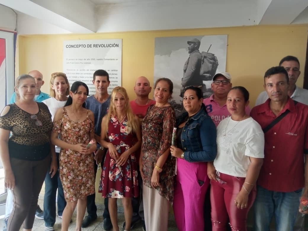 Comité Municipal del Partido en Majibacoa desarrollo diferentes actividades para saludar este 16 de Abril. Día de la rebeldía #EnMajibacoaSiSePuede #PorLasTunasLaVictoria