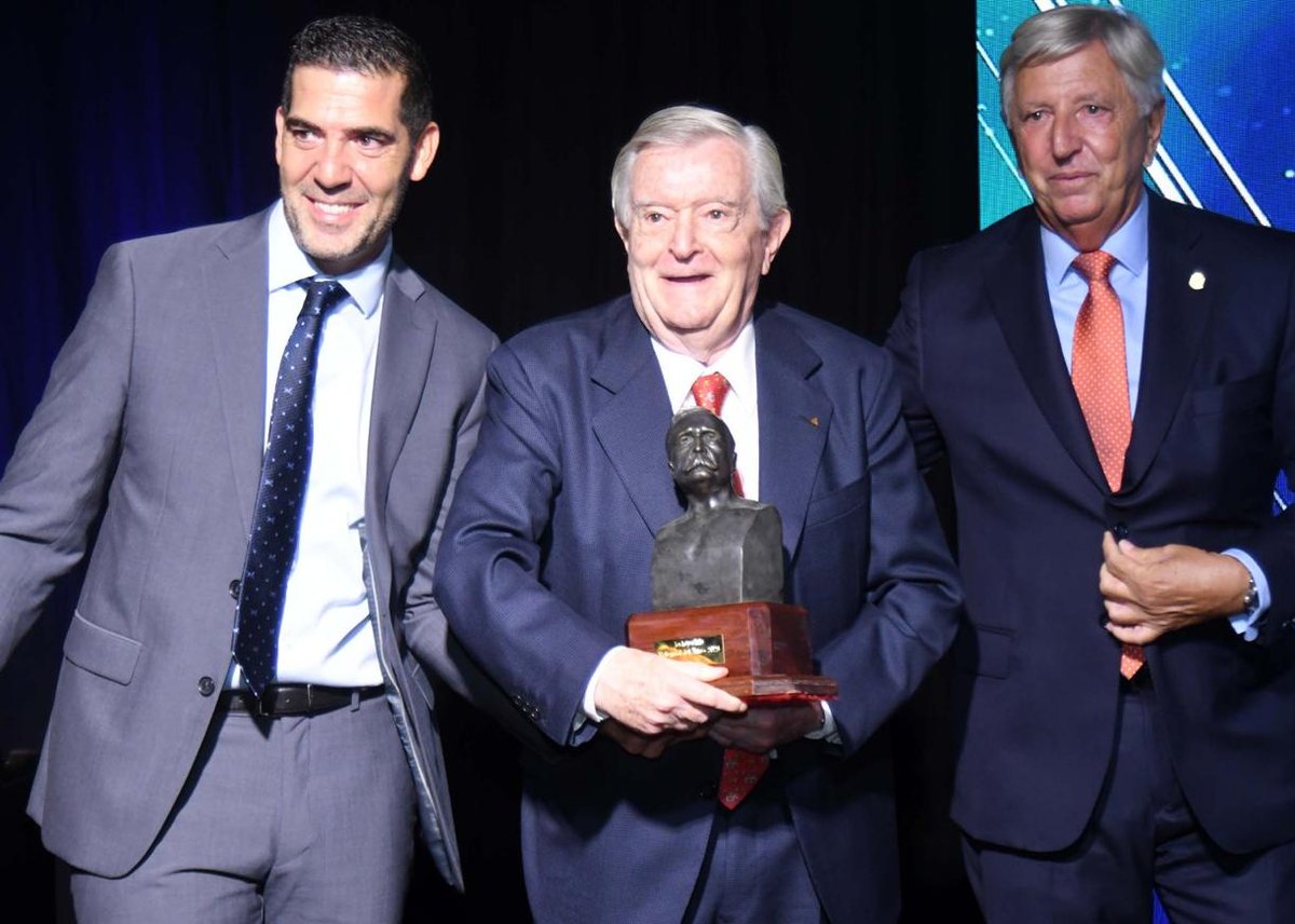 Ezequiel Valle tweet media