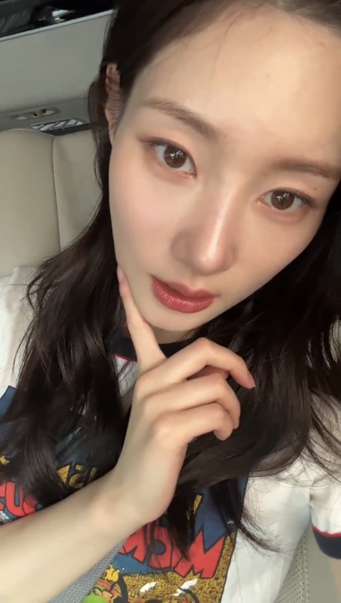 jung chaeyeon files tweet media