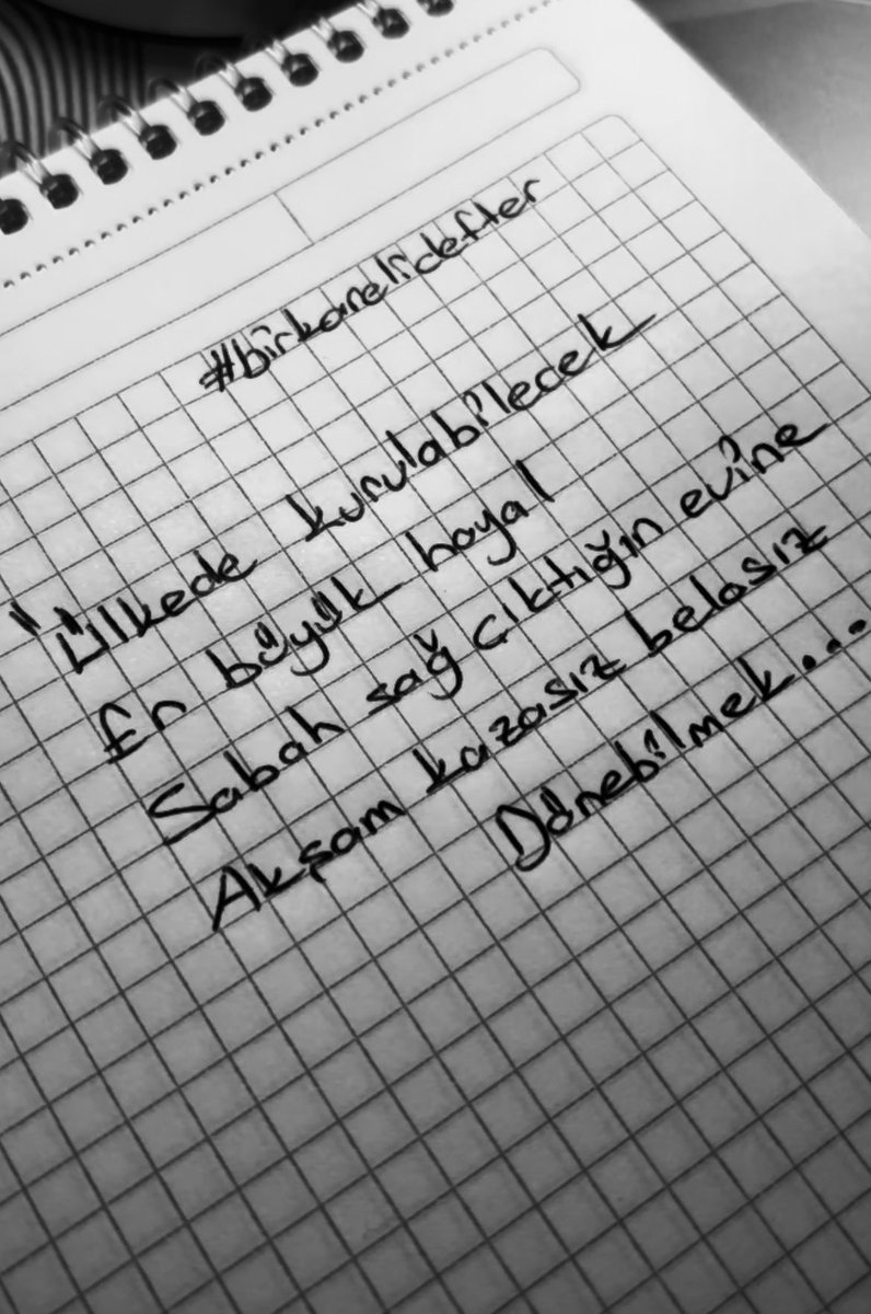 Penaberr2121's tweet photo. Ülkede kurulabilecek en büyük hayal 
Sabah sağ çıktığın evine 
Akşam kazasız belazsız 
Dönebilmek…
#Yaşam #Özgürlük #Vie #Liberte 
#Jiyan #Azadi https://t.co/QtQhkqY7KR