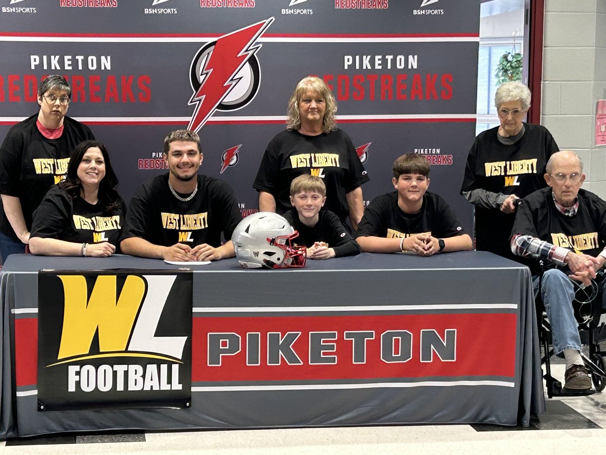 tyler_gullion's tweet photo. Signing day today. Super proud of these young men! @LukeGullion1 @henry_bo50 @WyattEliSavage https://t.co/gqjvs2x4dh