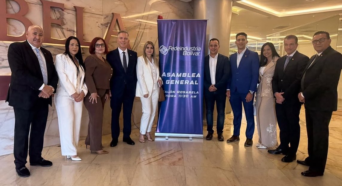 fedeindustria's tweet photo. Con el respaldo directo de Fedeindustria Nacional, que acompañó y apoyó el acto, Fedeindustria Bolívar presentó su nueva Junta Directiva para el periodo 2026-2029, marcando una etapa orientada a fortalecer la competitividad industrial en la región. https://t.co/oVCJFh1xHS