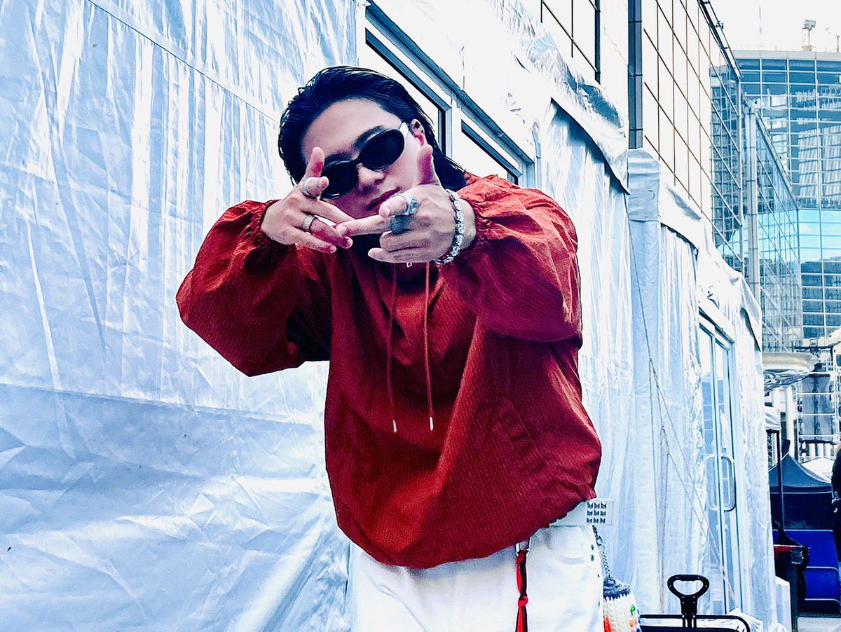 LIL LEAGUE tweet media