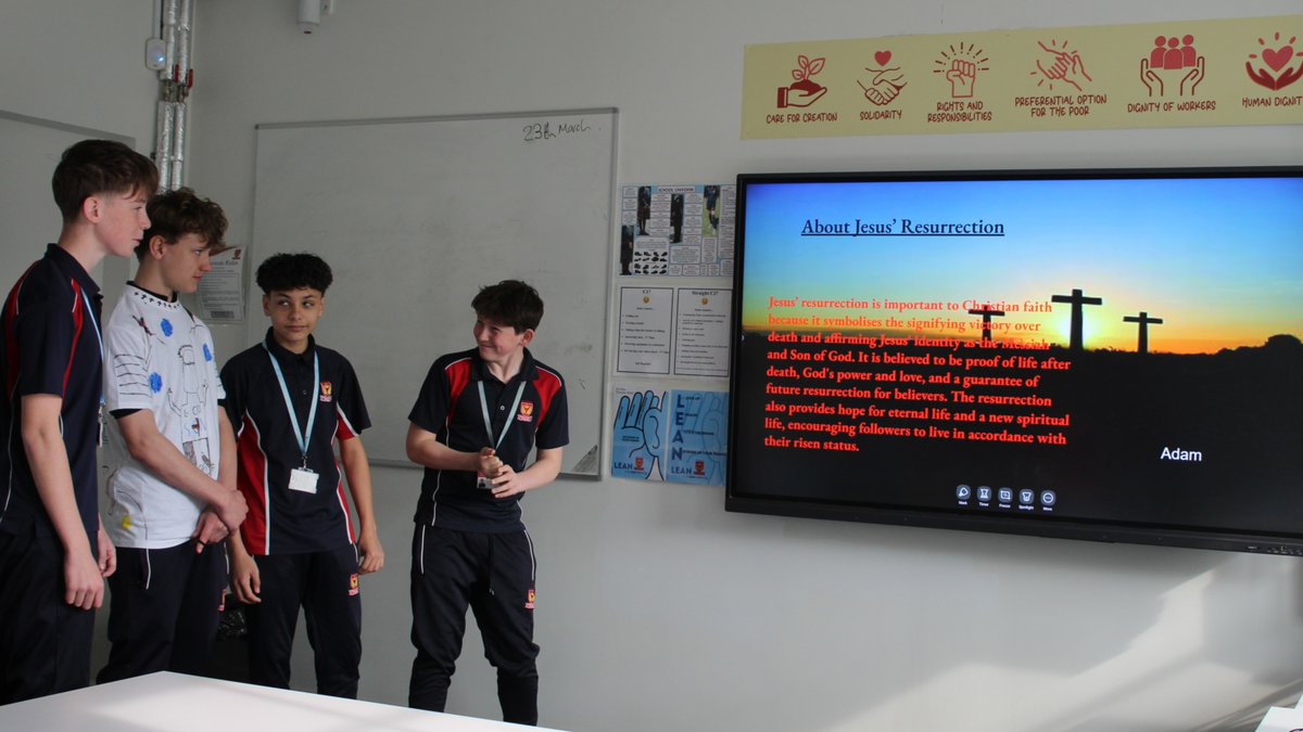 douaymartyrscs's tweet image. Y9 #RE #students brought the concept of sacrifice to life through #creative 3D models &amp;amp; engaging, student-led presentations. Working collaboratively, they produced work of an exceptionally high standard whilst developing strong organisational and #teamwork skills.