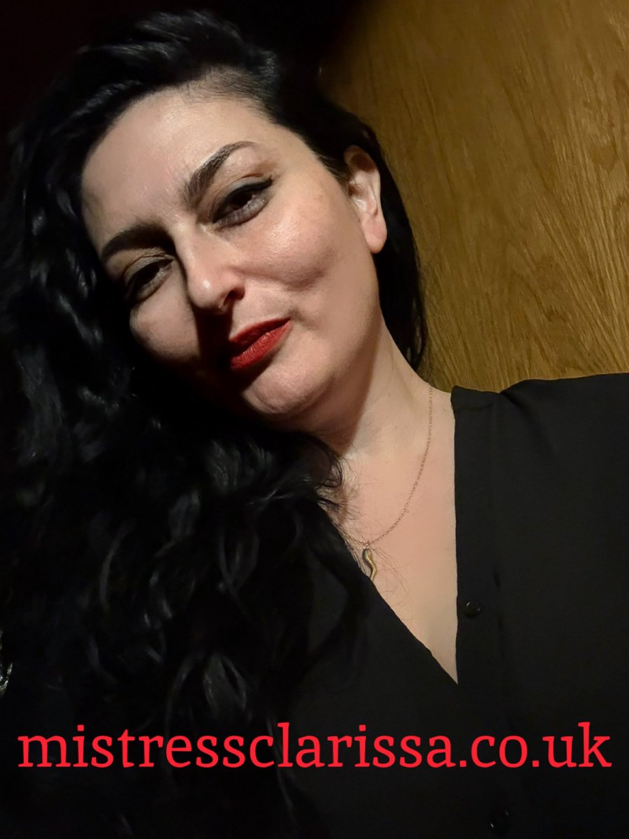 Have a great weekend kinksters! 🥂