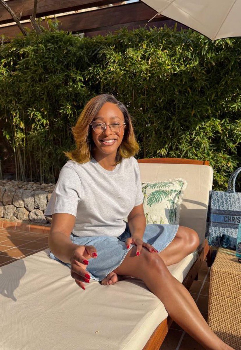 ßïg þhêêzz tweet media