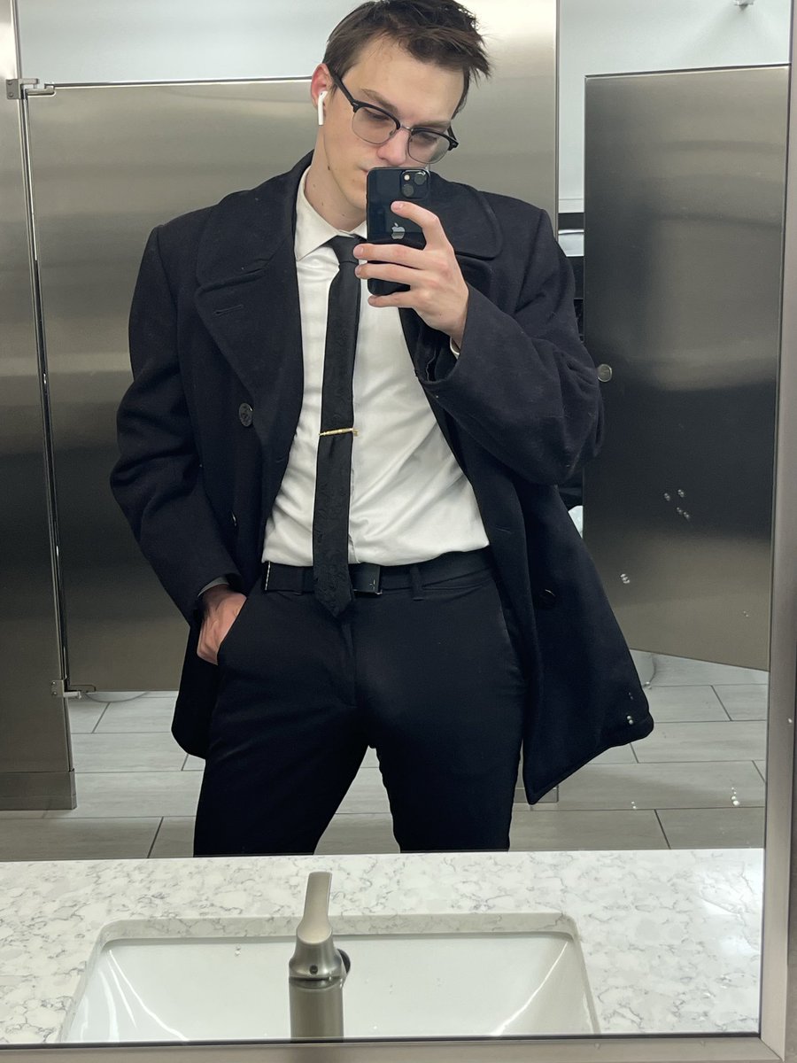 Dion 🐝 tweet media