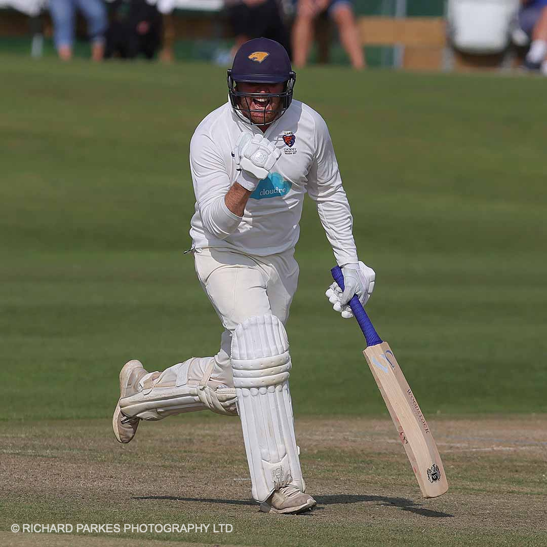 NottsPrem's tweet image. Matchday 1 in the #NPL 

@AttenboroughCC v @ClipstoneClub 
@collinghamdcc v @mhmcricket 
@cuckneycc v @CavsCarrington 
@HucknallCC v @PapplewickCC 
@KimberleyICC v @WollatonCC 
@NottsAndArnold v @CaythorpeCc 

CRICKET IS BACK!