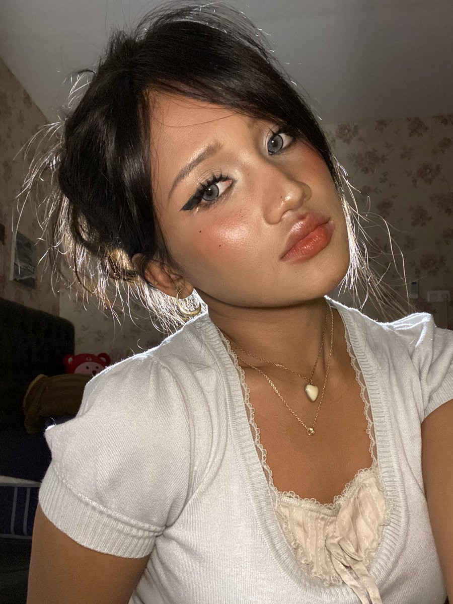 pinka ⚢🐇 tweet media