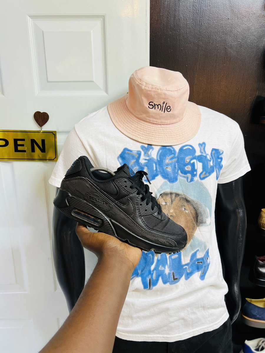 Mtumba Plug Champ👑 tweet media