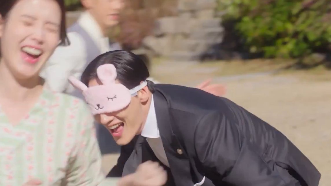 mikal... tweet media