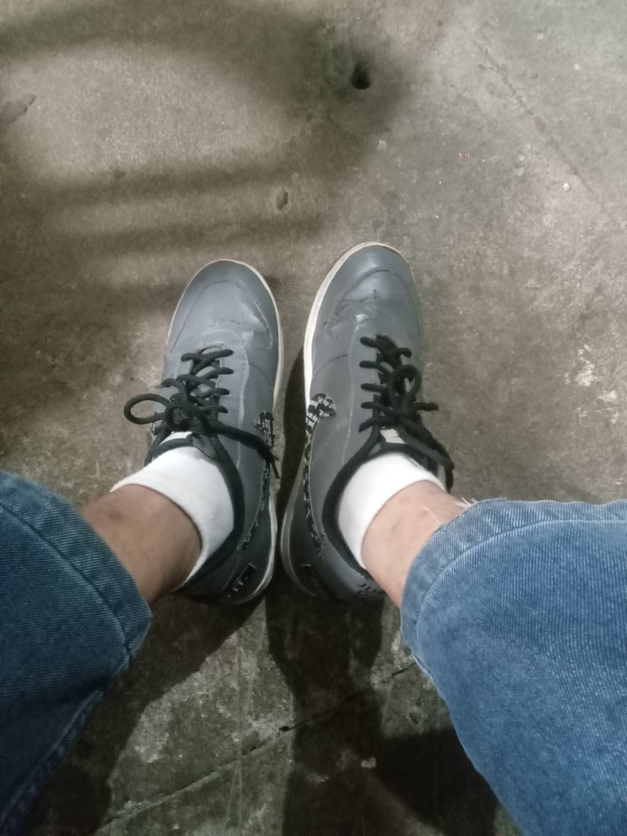 Choleric1991's tweet image. Ku kira air, ternyata dunia.

Liat lah manusia manusia yg mengejar dunia, sampai harus menindas orang lain. mengambil hak nya orang lain. memeras keringat orang lain demi kebutuhan pribadi.

Maka nya hidup jgn sekedar sholat doang. #post #like #jangkauanluas