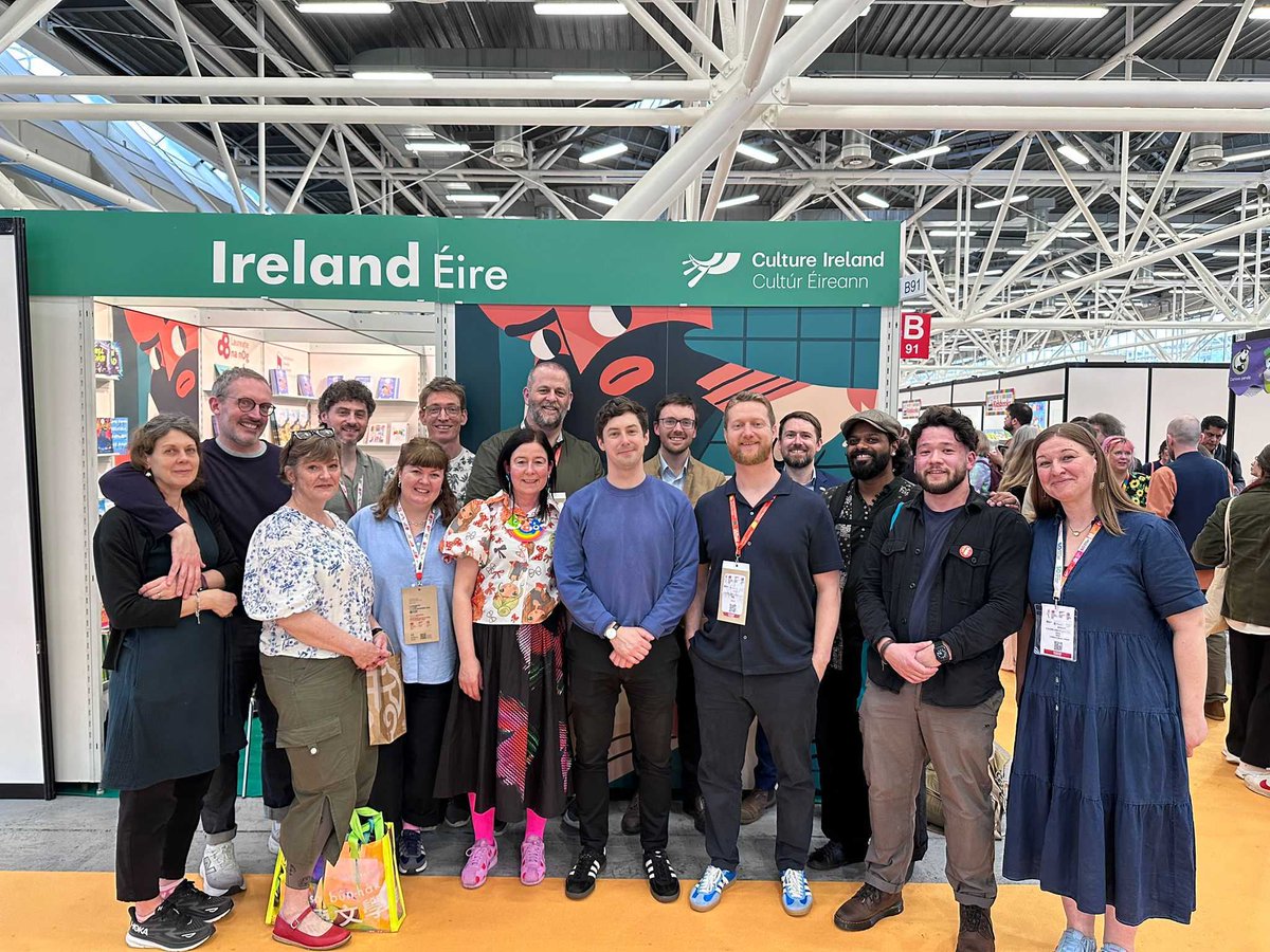 IrlEmbRome's tweet photo. The Embassy was honoured to attend the #BCBF📚 with @IrelandinMilan this week and learn about the work of @KidsBooksIrel to promote 🇮🇪 children’s literature. We were delighted to see the passion and work of Irish and international authors, illustrators and publishers at the Fair! https://t.co/I0dQn3oh3S