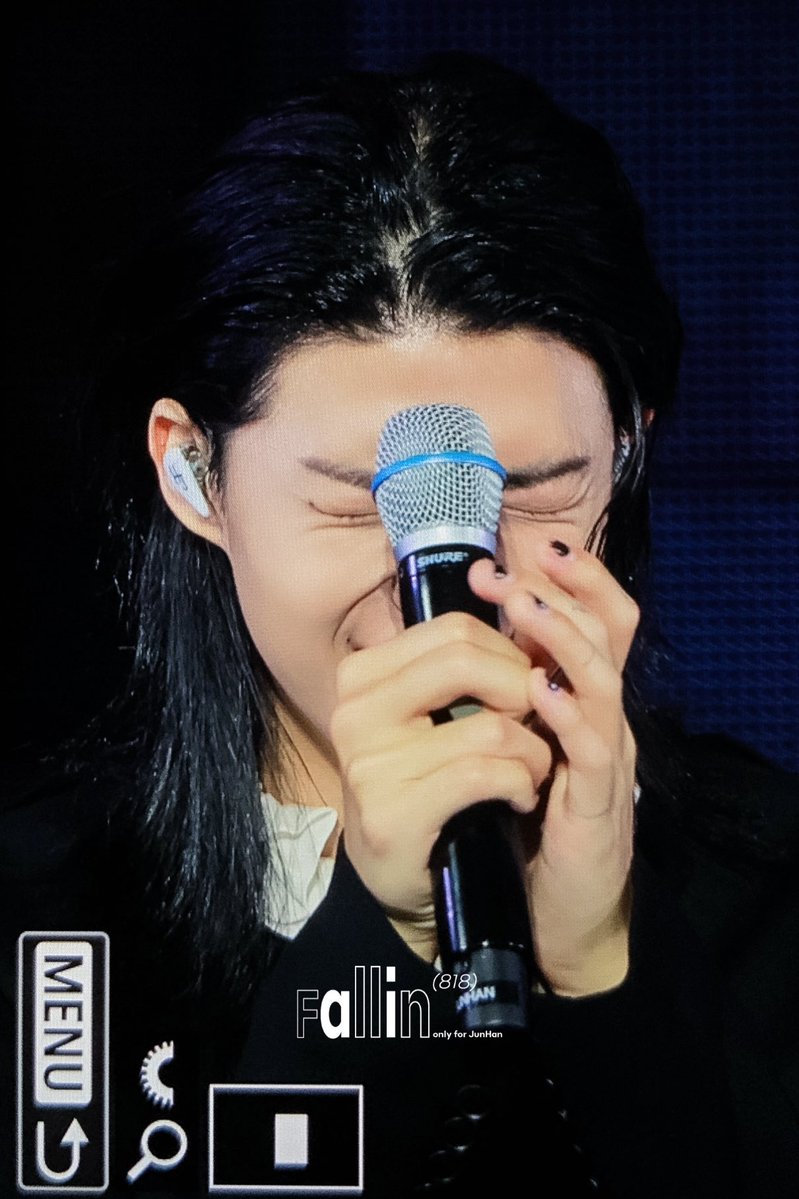 정이든다 tweet media