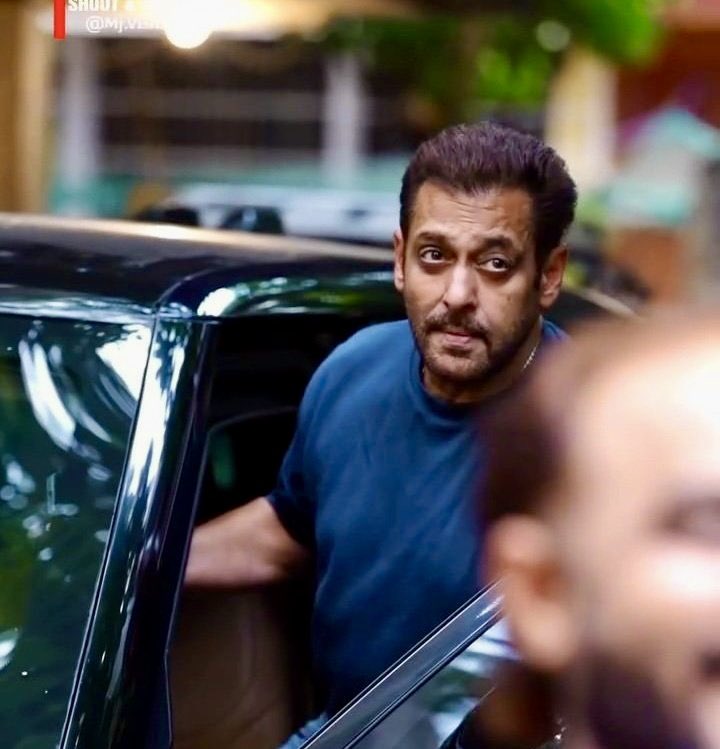 Salman Bhai’s next film with Vamshi is set to bring a refreshing new on-screen avatar, with a stylish and distinct look that promises to offer something different for the audience after a long time..
#SalmanKhan