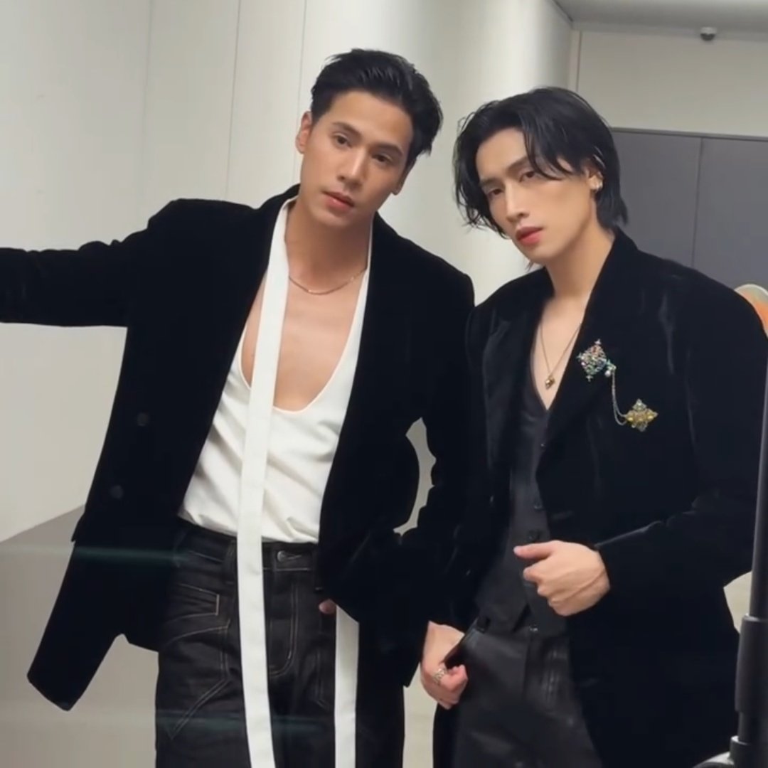 moji_minjun(ไบเบิ้ลเกิดวันคริสมาสต์🎄❤️✨) tweet media