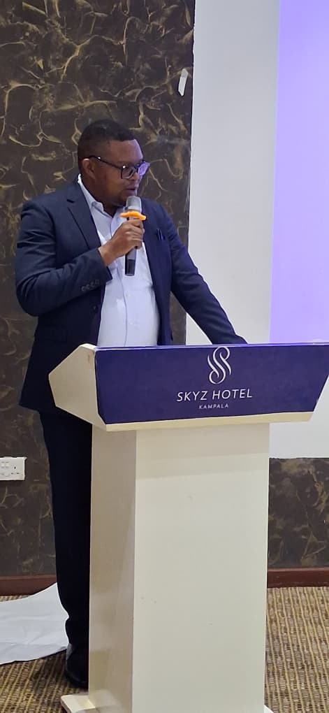 UNBSug's tweet image. #ThisWeek

Uganda National Bureau of Standards (UNBS) senior officials participated in a 5-day Training of Trainer (ToT) training held at Protea Skyz Hotel in Kampala.
 
This training dubbed, "Training of Trainers" (ToT) program is designed to transform technically competent UNBS