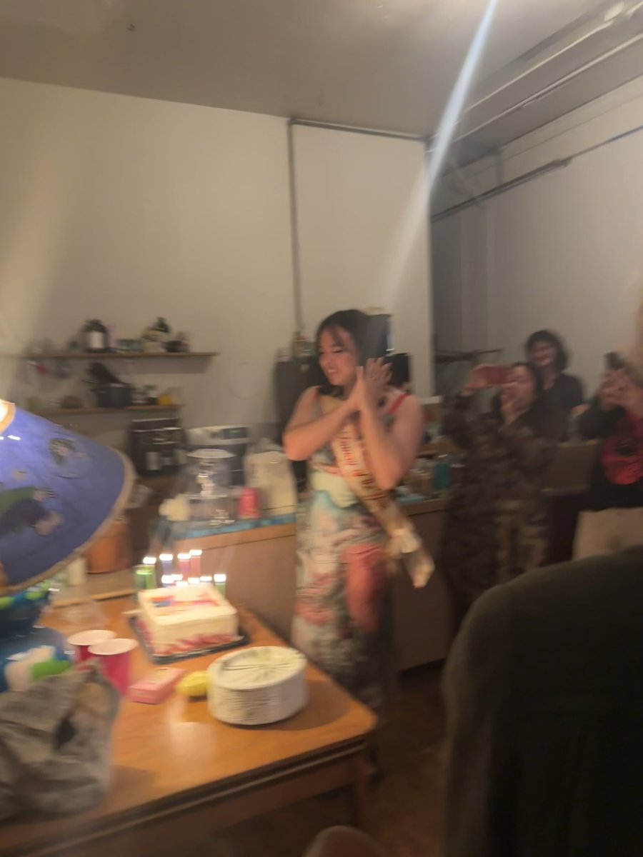 Lucy Liyou (루시 리유) tweet media