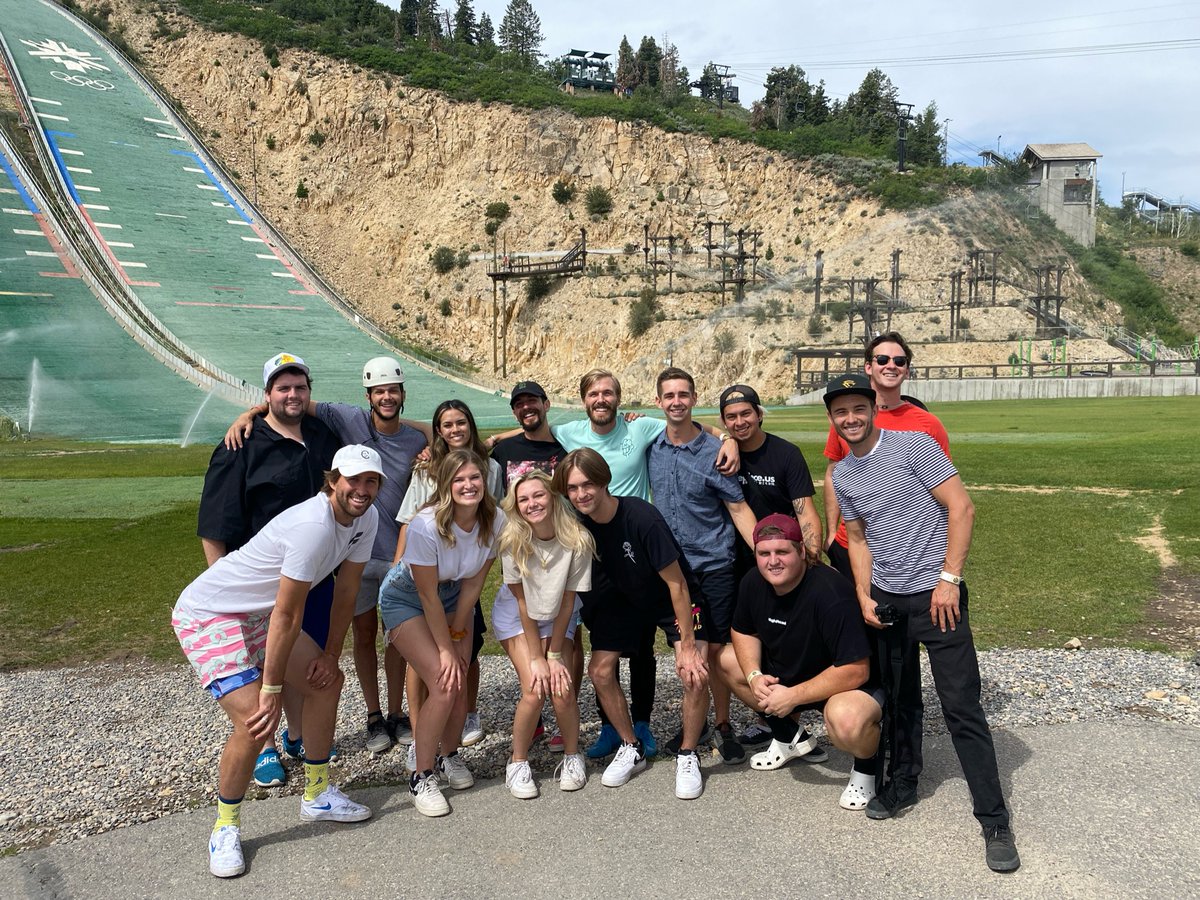 Sam Warren tweet media