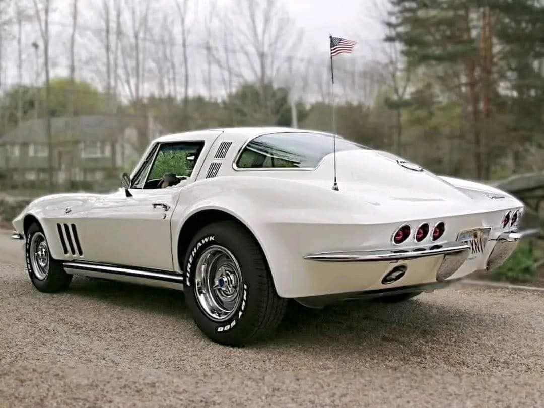 Johnny Cadillac tweet media