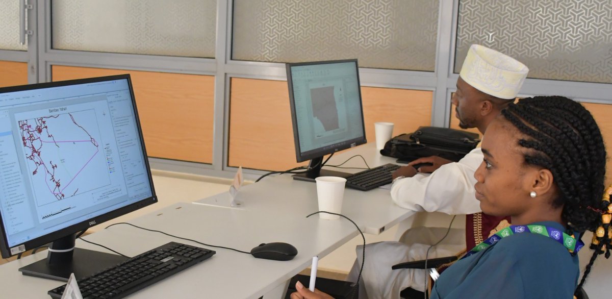 RCMRD_'s tweet image. Geospatial technologies are becoming essential for effective planning, resource management, and decision-making. 
The Advanced GIS Training Programme is strengthening practical skills in #GIS, Remote Sensing, Web #Mapping, and Drone Technologies for real-world application.The